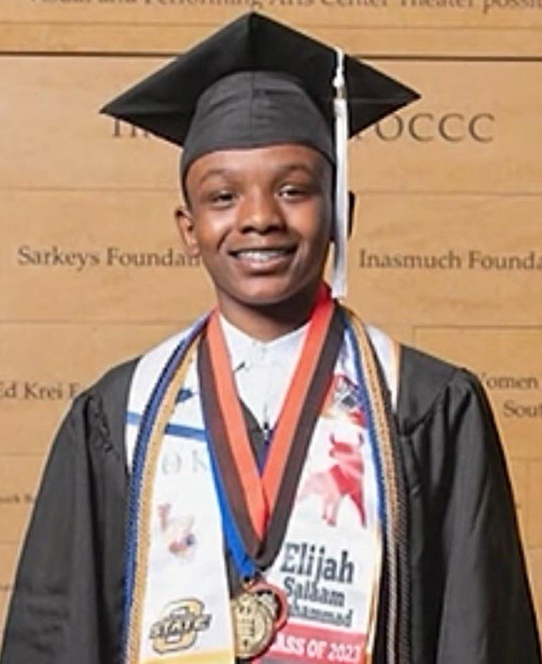 13-Year-Old Elijah Muhammad Graduates from College with a Degree in Computer Science   