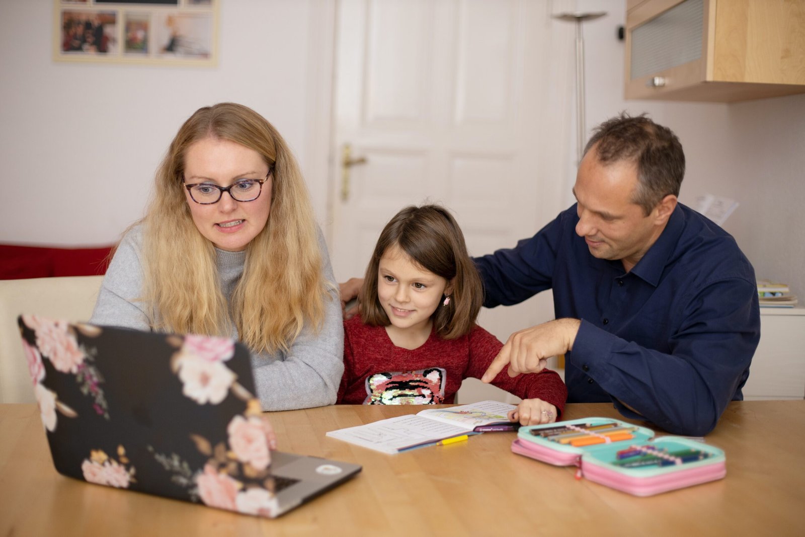 Homeschooling Benefits: Academic Flexibility, Individualized Attention, and More! 