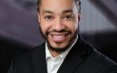 2024 Massachusetts Teacher of the Year De’Shawn Washington Becomes First Black Male to Win Award